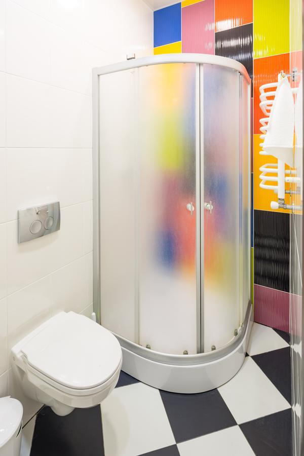 Apartment On Svobody Avenue 25 ลวีฟ ภายนอก รูปภาพ